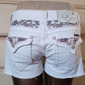 Miss Me size 28 cut off shorts
